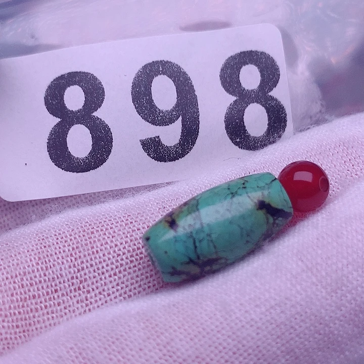 南红玛瑙未镶嵌珠宝奇石