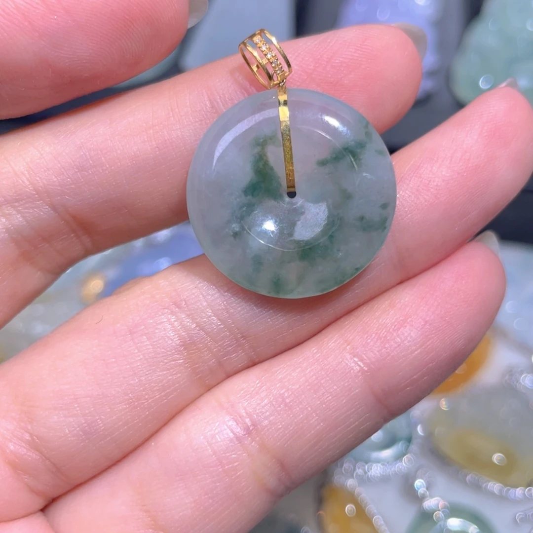 颈饰18K金镶嵌翡翠翡翠