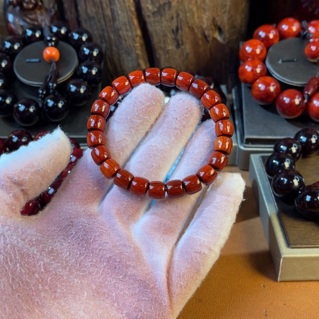 檀香紫檀（小叶紫檀）J**P