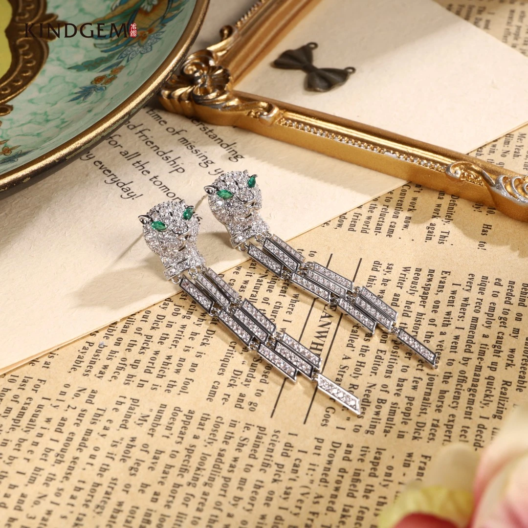 铜合金合成锆石耳饰 AK13XIPC-28364轻奢百搭精致简约耳环