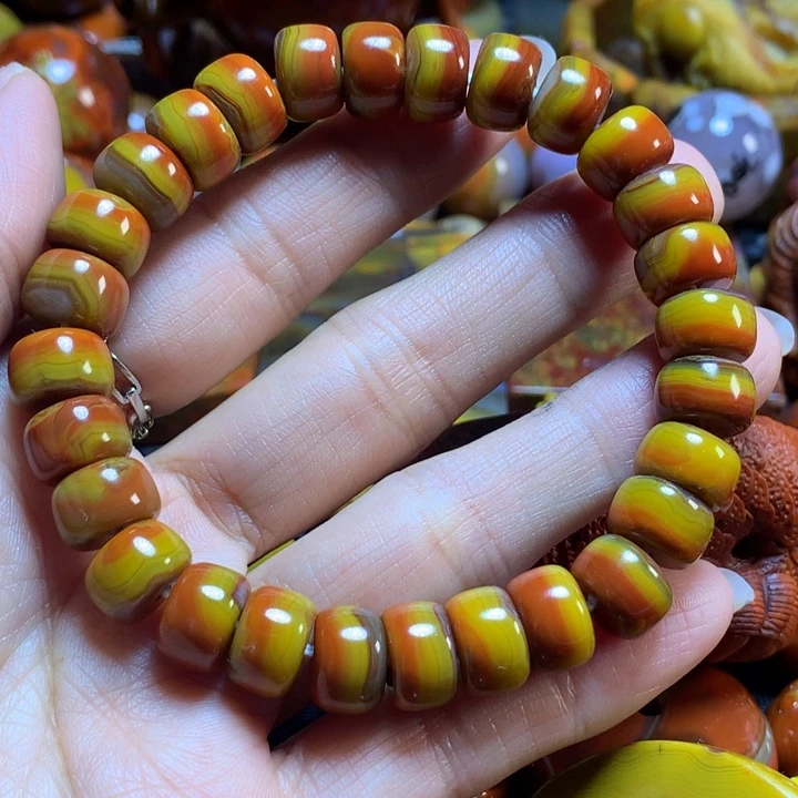 玛瑙/玉髓战国红手串未镶嵌易*i