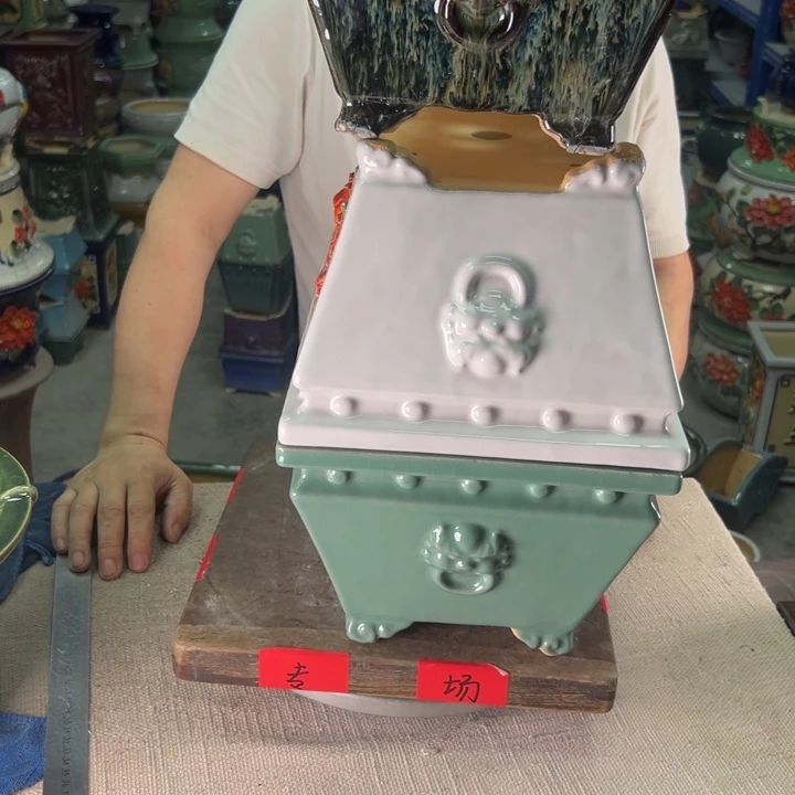泳坤堂石湾盆吴****)陶瓷