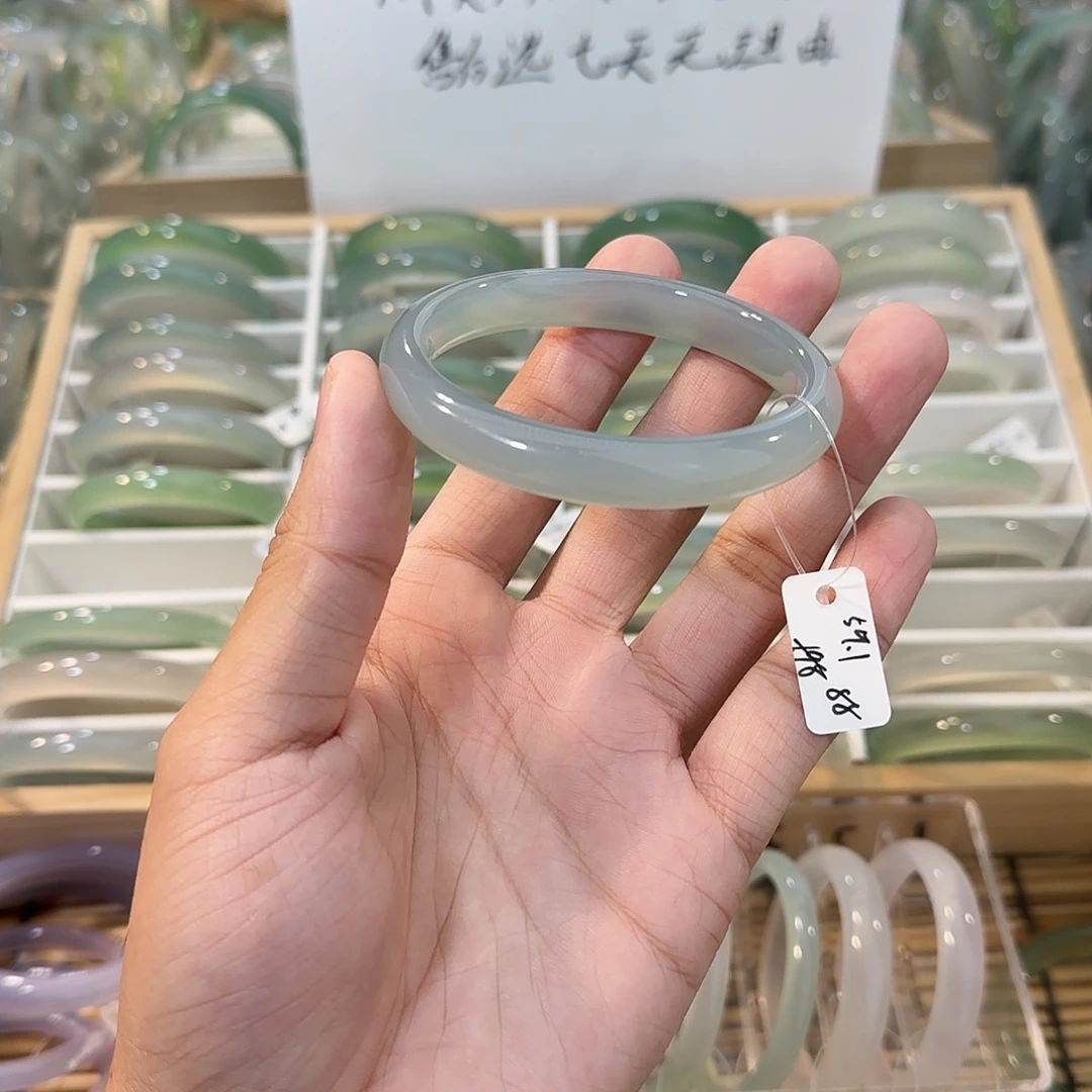 玛瑙/玉髓未镶嵌手镯圈口59.1