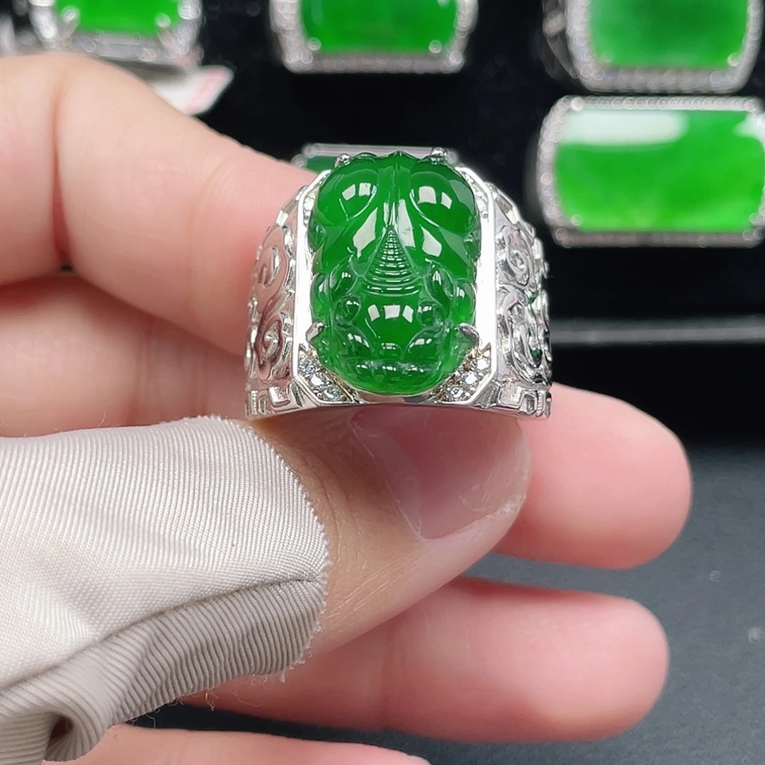 翡翠银S925镶嵌戒指天然A货翡翠没运费险3984