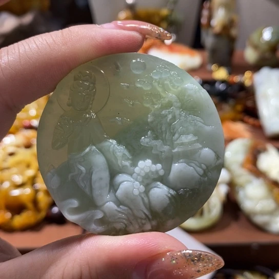蛇纹石玉未镶嵌颈饰