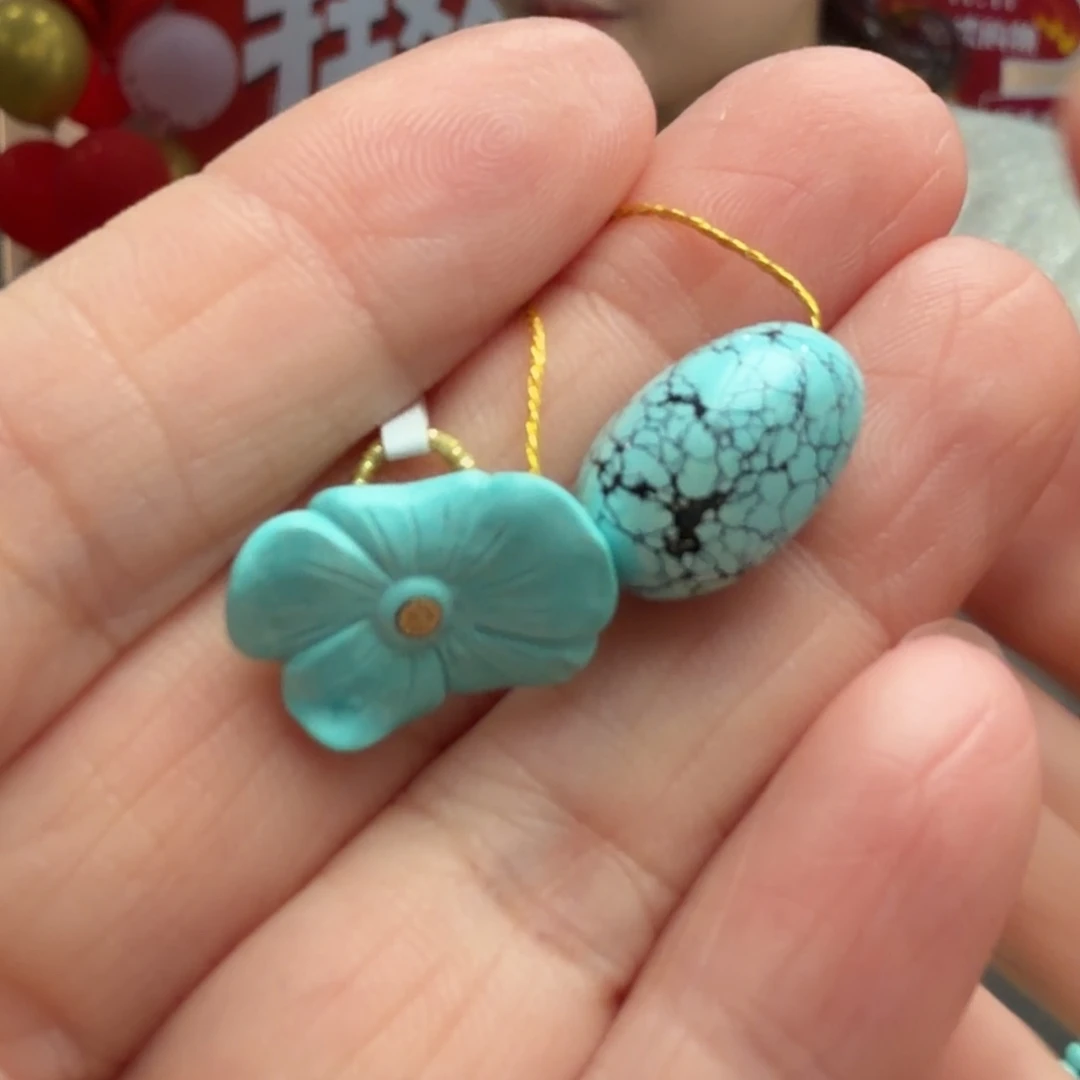 绿松石未镶嵌颈饰