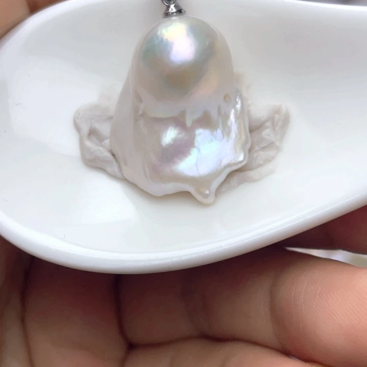 淡水珍珠颈饰合金