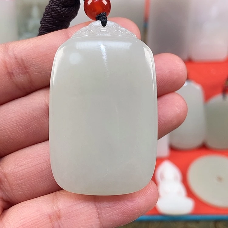 【闪购商品】颈饰未镶嵌和田玉