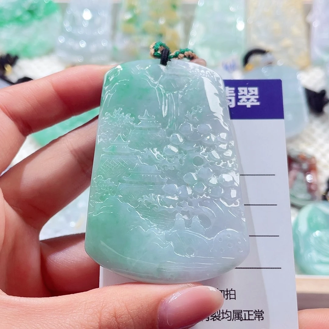 颈饰未镶嵌翡翠山水