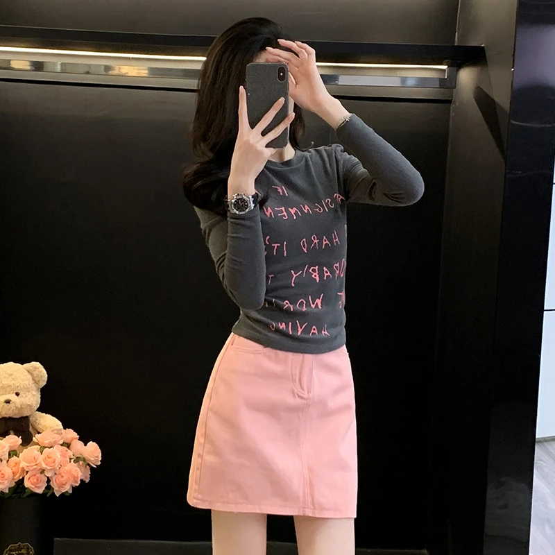春季新款女装时尚字母印花长袖打底衫t恤粉色牛仔短裙两件套装潮