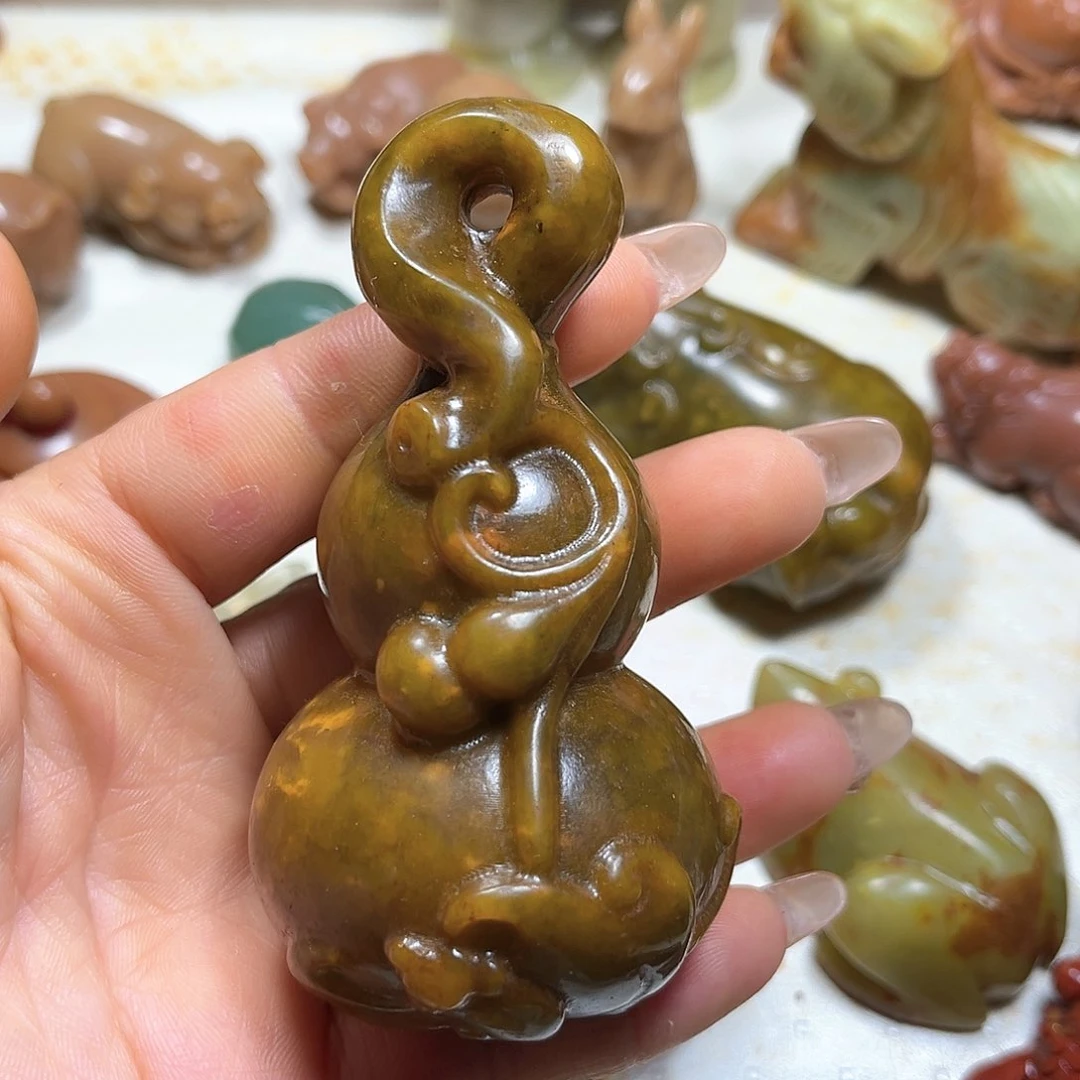 白玉菩提吊坠白玉菩提吊坠