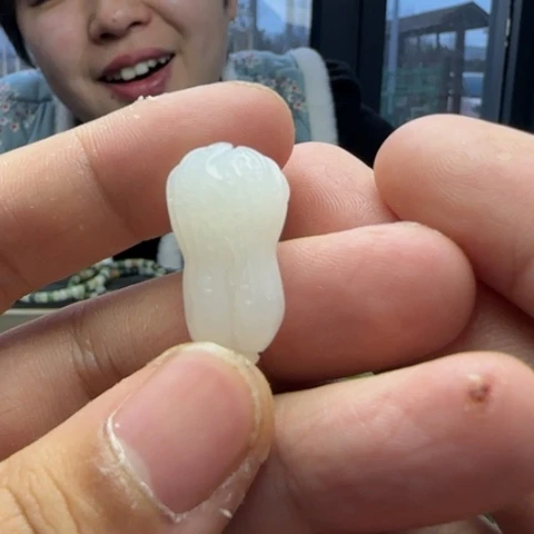 和田玉颈饰未镶嵌福利