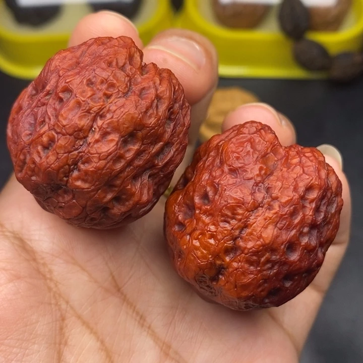 文玩核桃吊坠43尺肥蟾