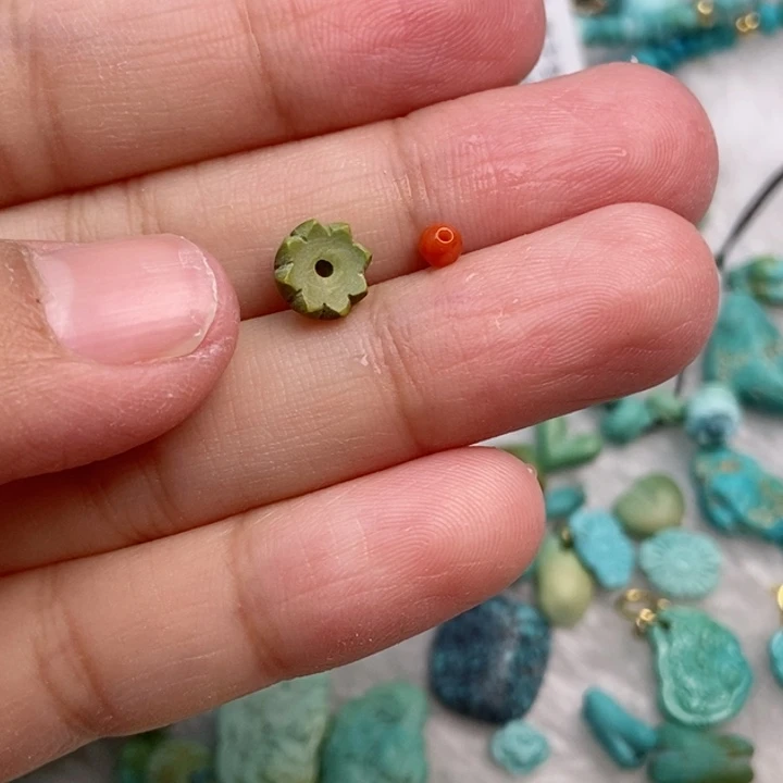 南红玛瑙未镶嵌珠宝奇石