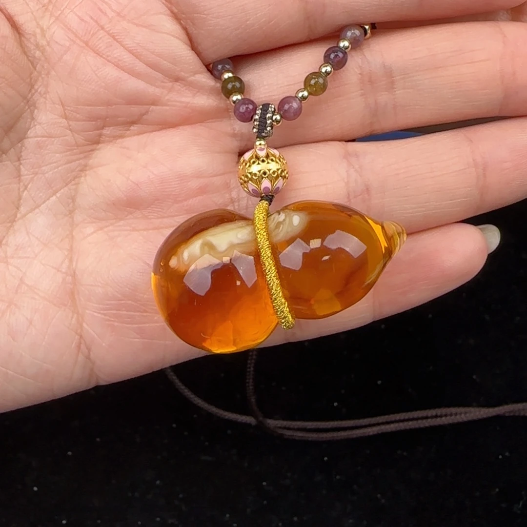 蜜蜡吊坠(赠链)未镶嵌