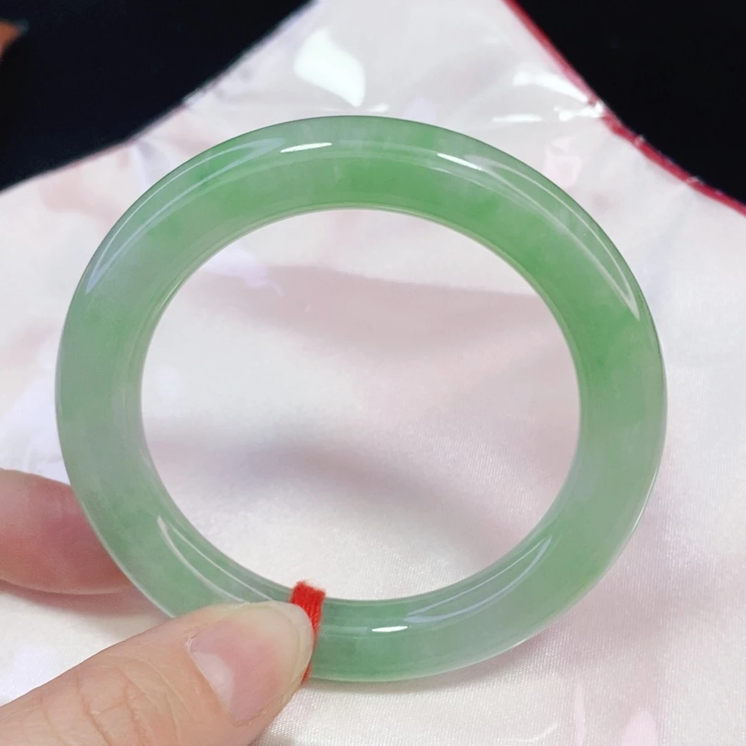 未镶嵌手镯翡翠53圆镯新货强推