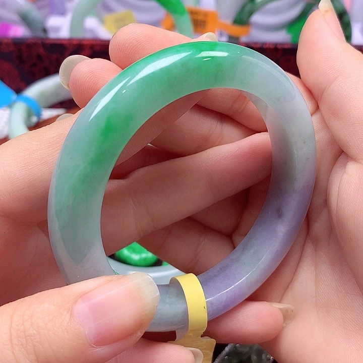 翡翠未镶嵌手镯翡翠手镯