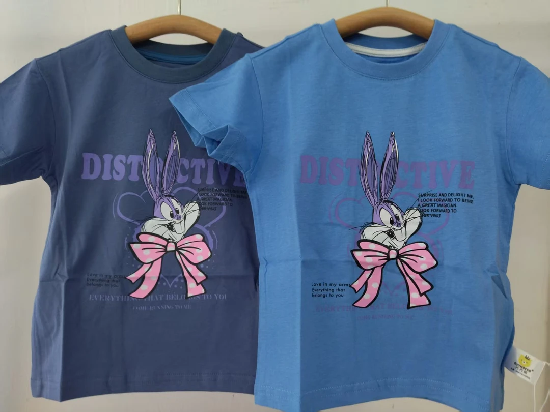 941款小兔子两色短袖T恤