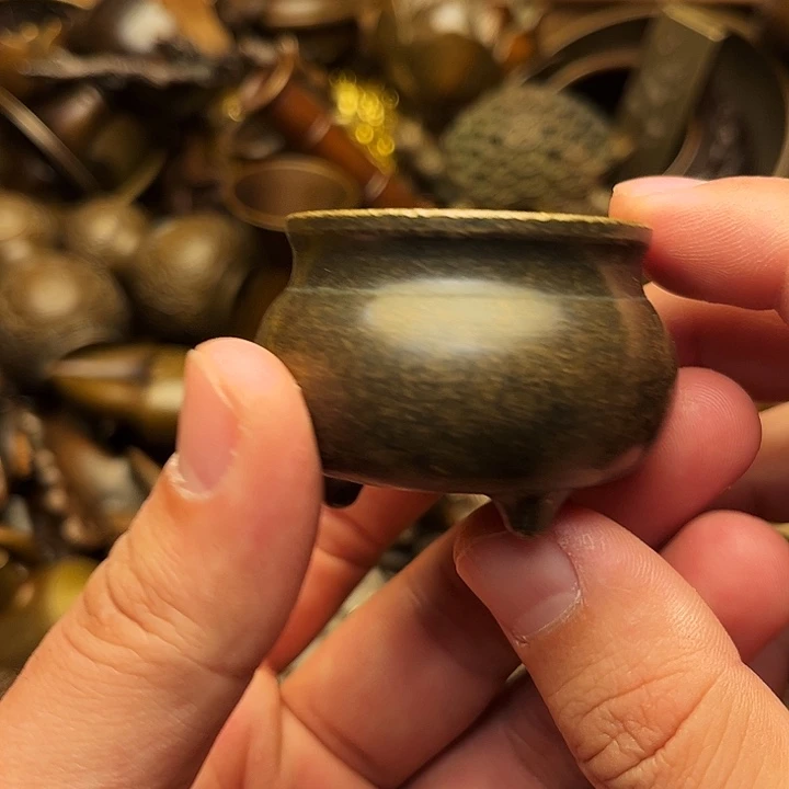精美铜器做工精湛