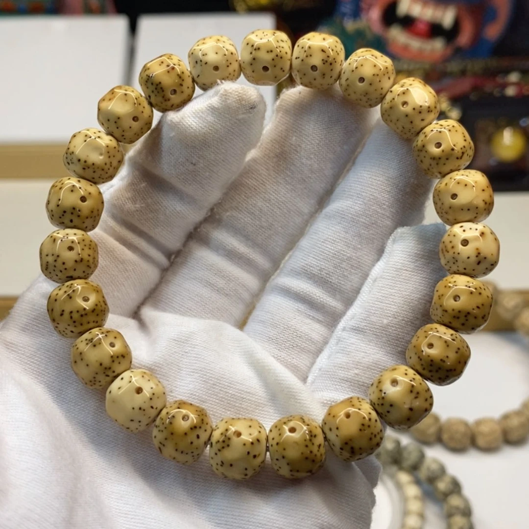 【闪购商品】手串星月菩提10-9钻石面