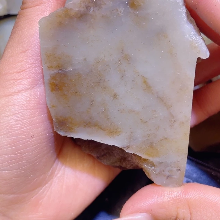 和田玉未镶嵌珠宝半成品