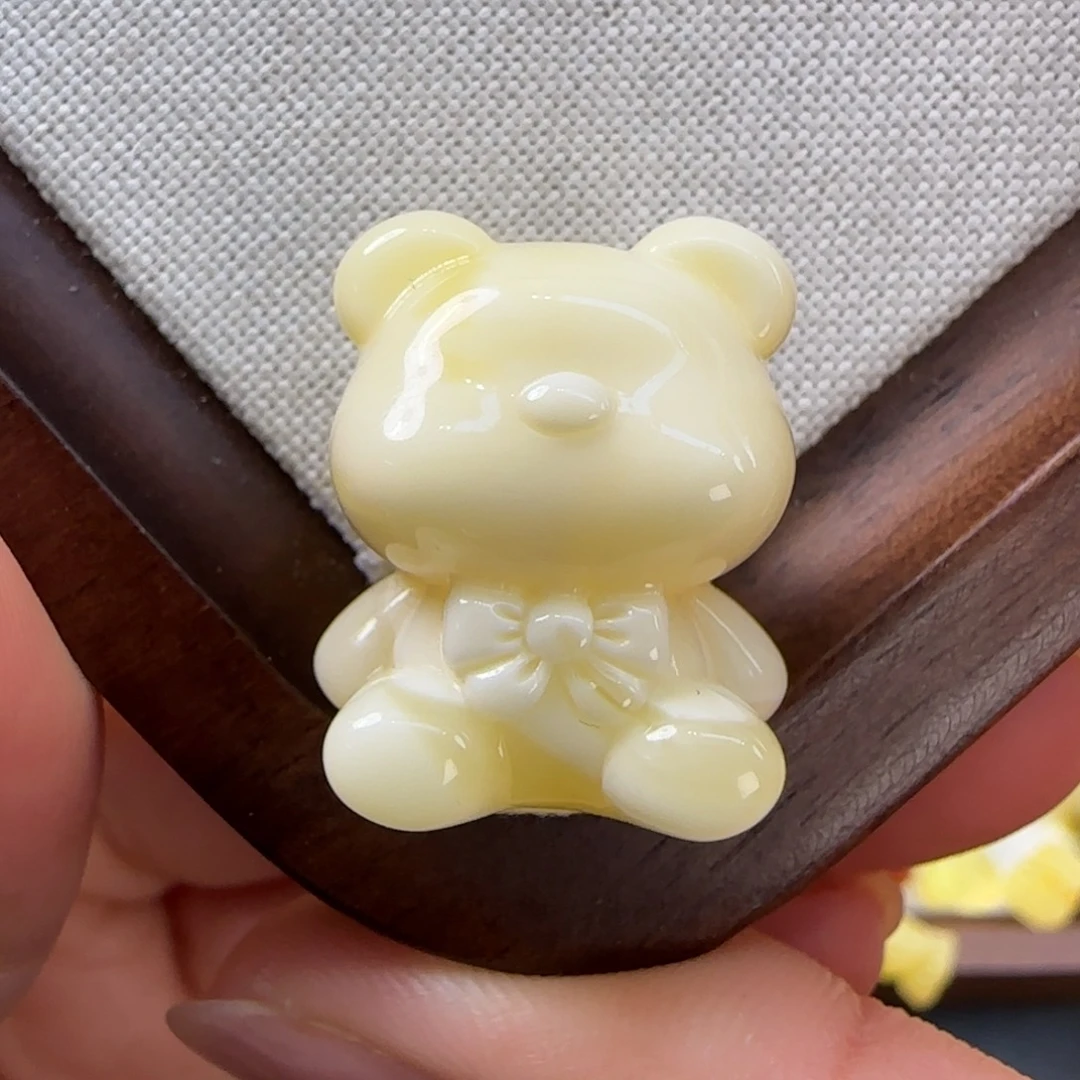 琥珀未镶嵌珠宝奇石蜜蜡
