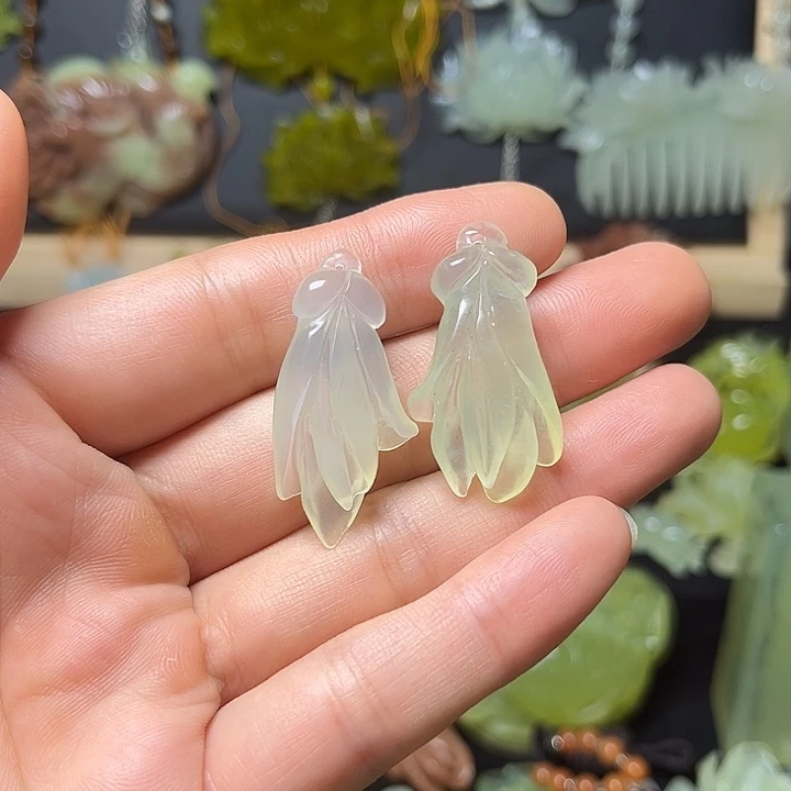 风***蛇纹石玉未镶嵌颈饰