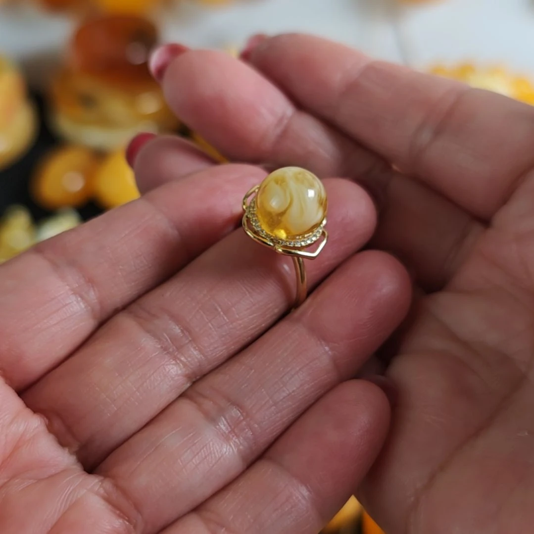 银S925镀金镶嵌蜜蜡戒指