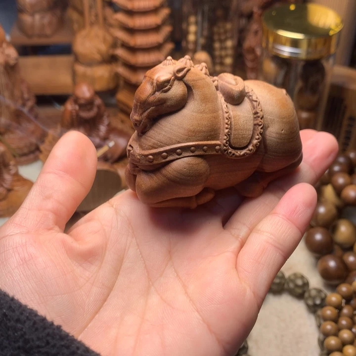 檀香木其他老山檀香手把件马