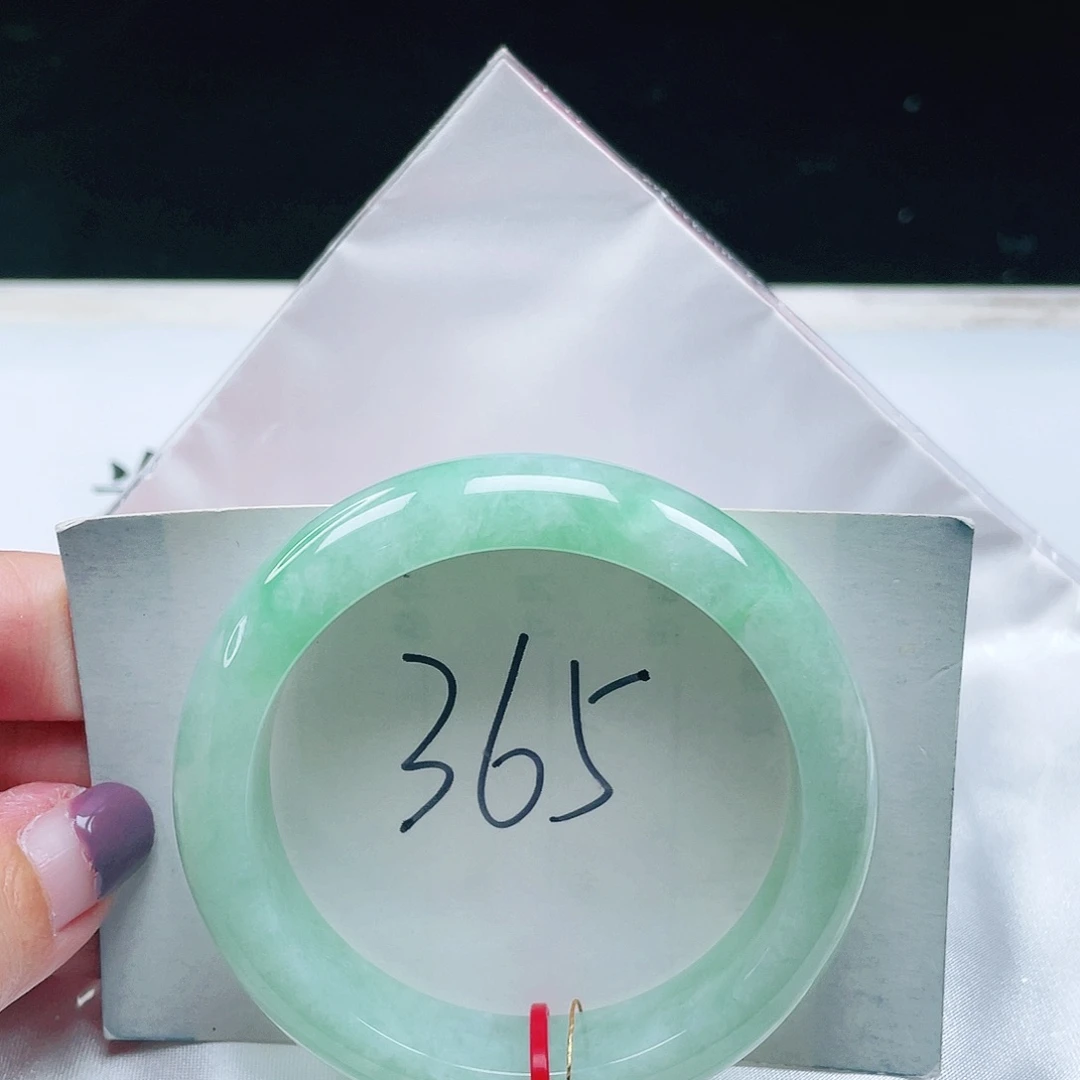 翡翠未镶嵌手镯缅甸翡翠52+