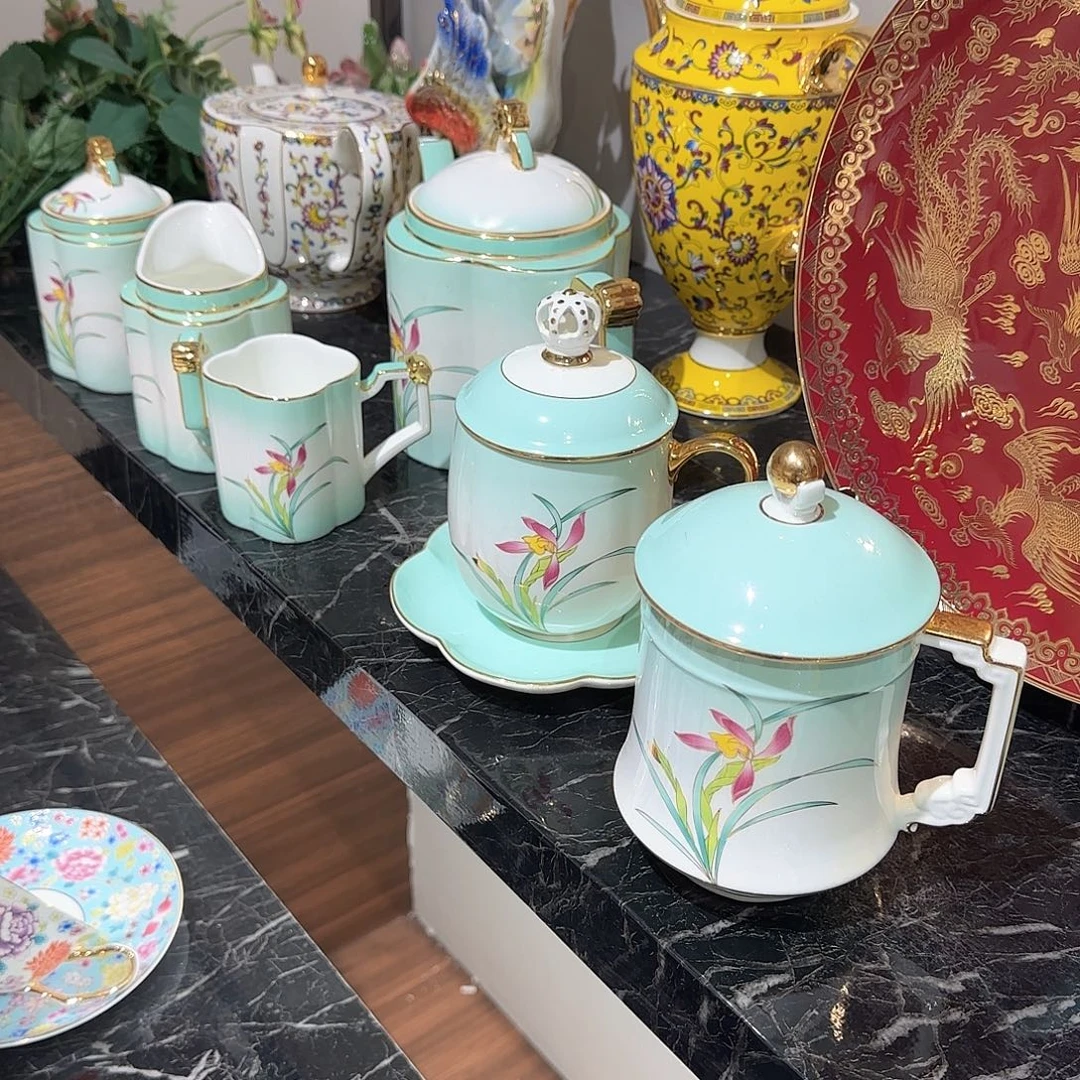 转***神骨瓷骨瓷珐琅彩工艺