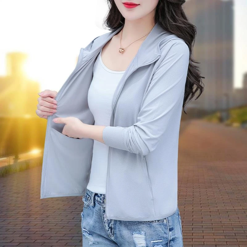 防晒衣女2025新款夏季upf50+防紫外线妈妈透气冰丝防晒服薄款外套