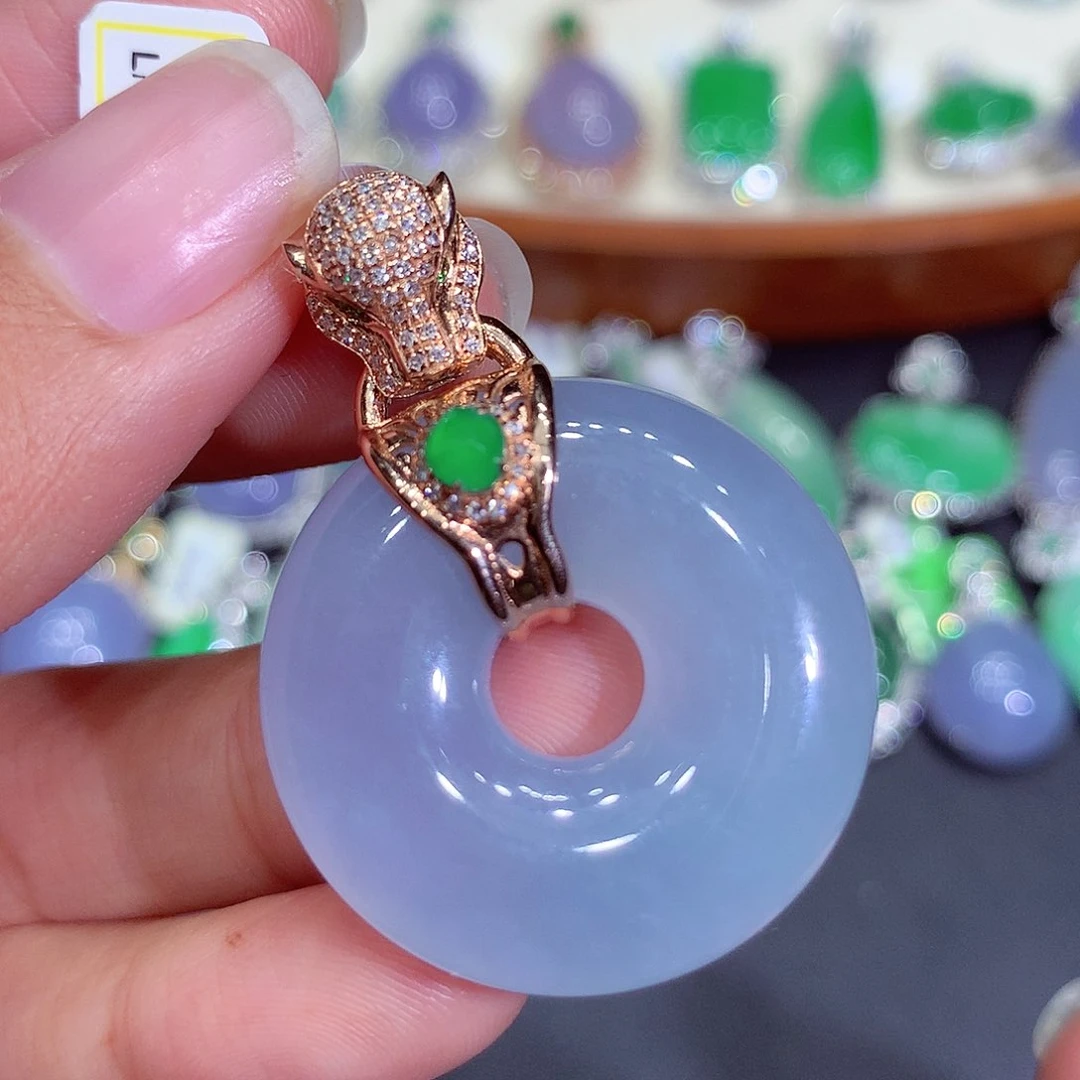 翡翠吊坠(不含链)18K金镶嵌