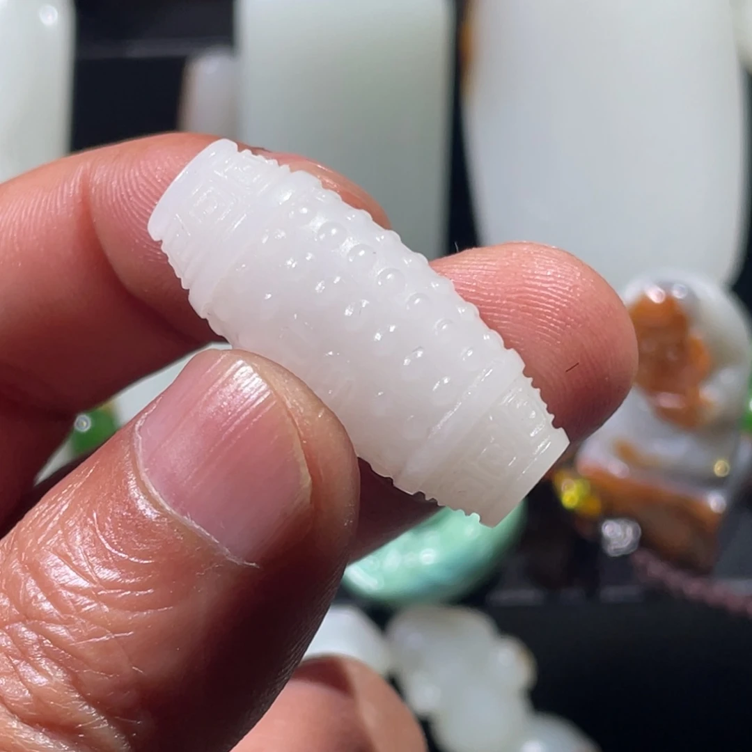 颈饰未镶嵌和田玉一****