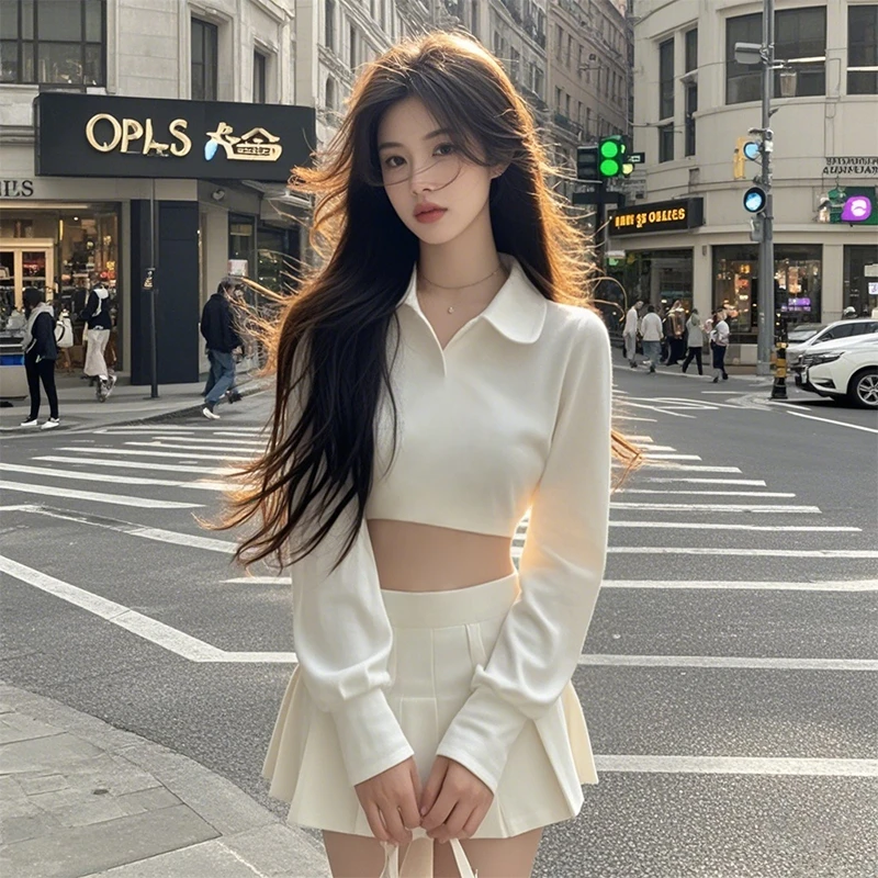 梦优莱2025新款气质辣妹短款长袖上衣女春秋百搭小众打底衫T恤