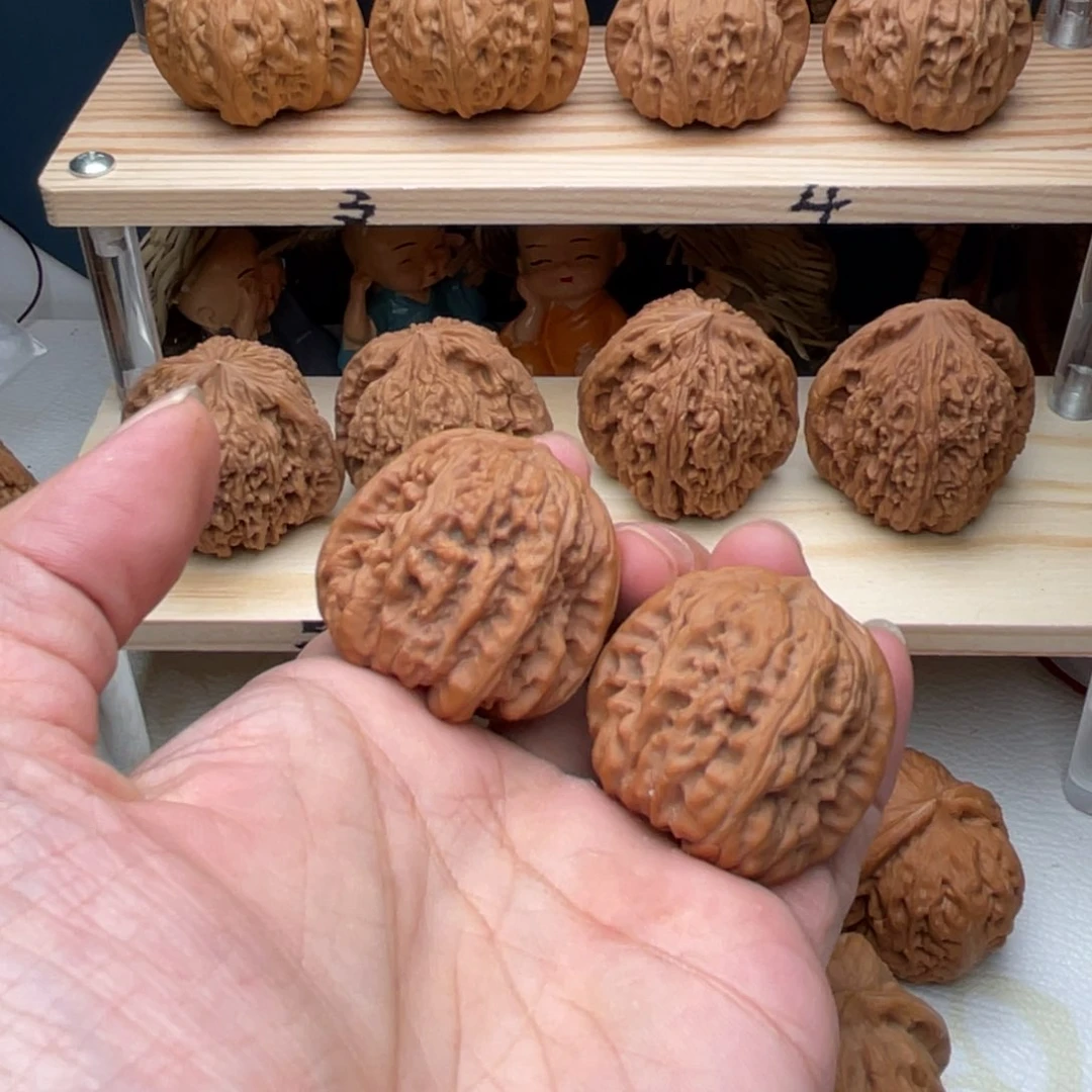 桃核把件?***虎凹底…焕