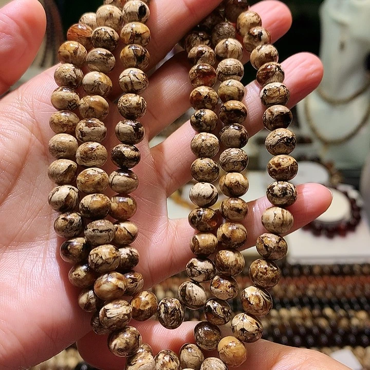 未镶嵌琥珀手串8m干白