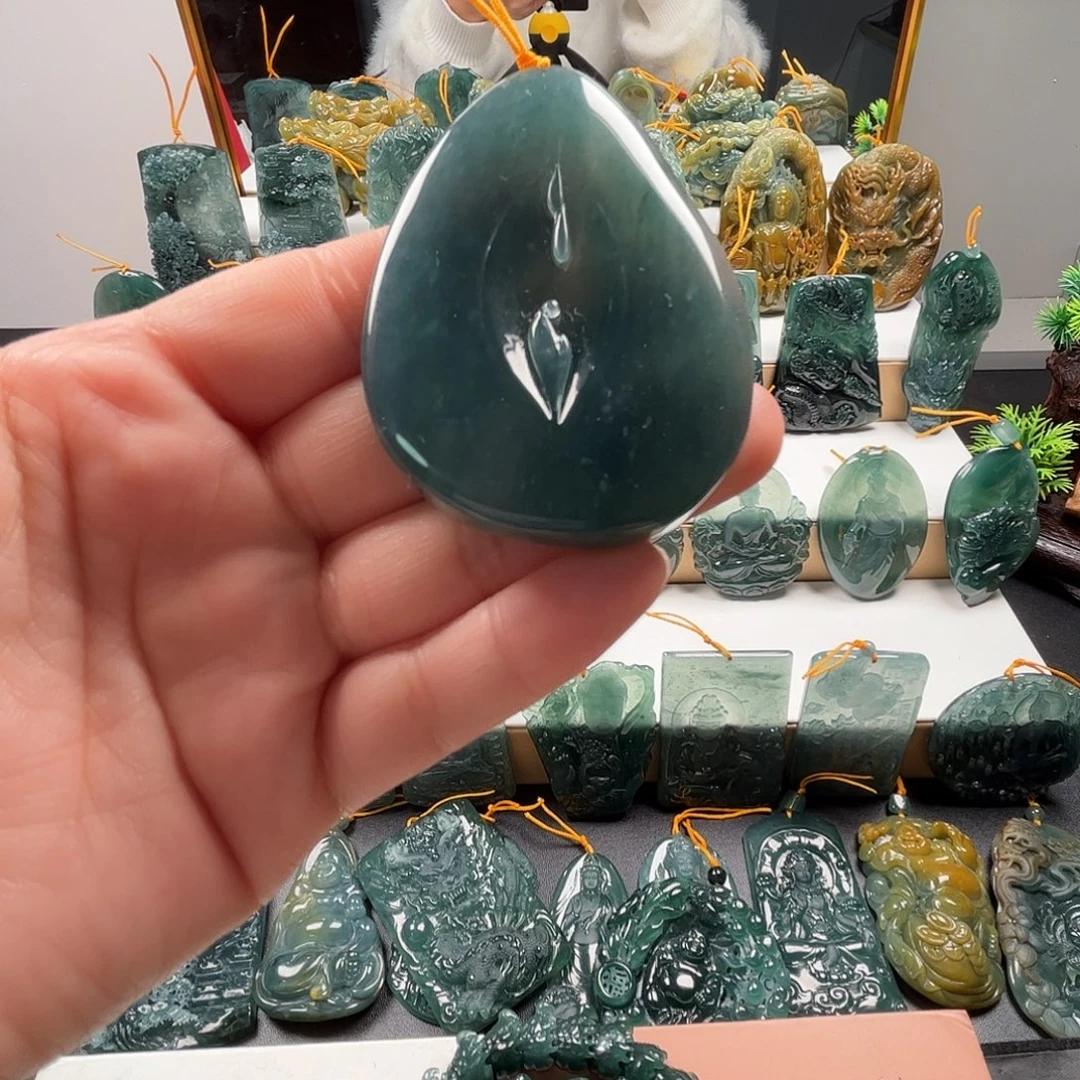 翡翠未镶嵌吊坠(不含链)纯天然A货翡翠吊坠666