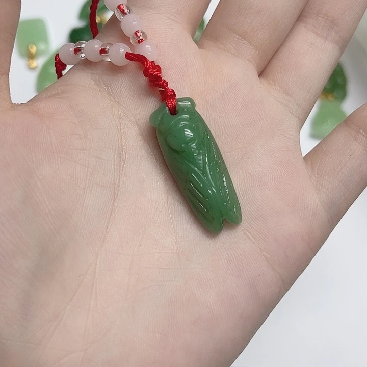 和田玉（糖玉）未镶嵌颈饰俄碧吊坠23