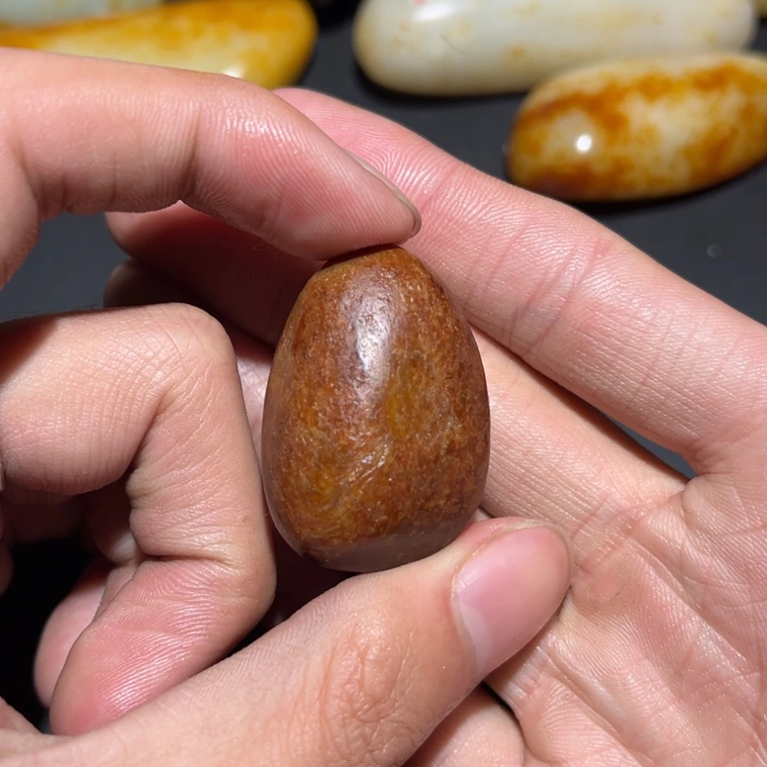 和田玉未镶嵌珠宝奇石