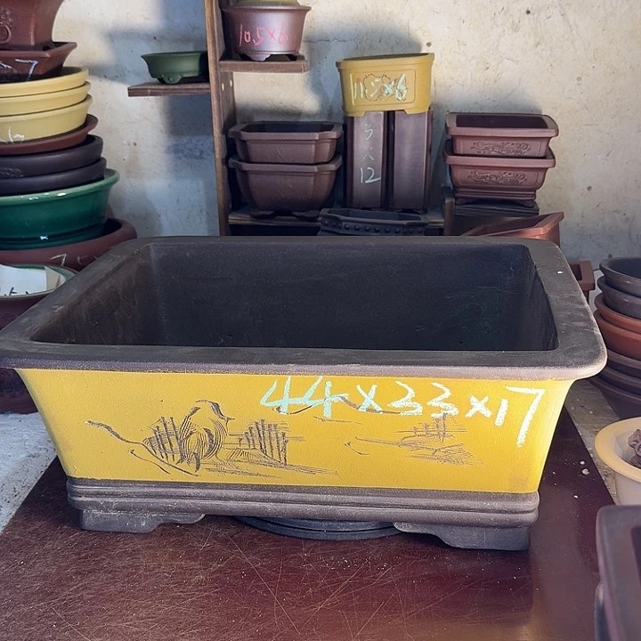 紫砂花盆，手工制作