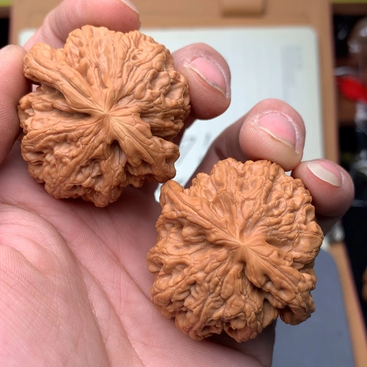 文玩核桃吊坠鸳**纸大粗筋45