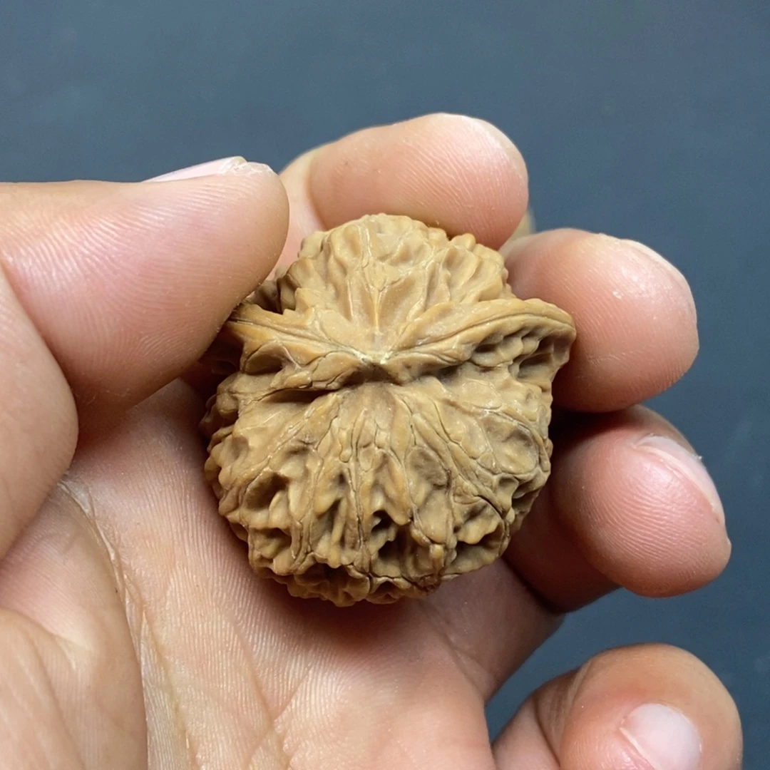 文玩核桃吊坠宫灯