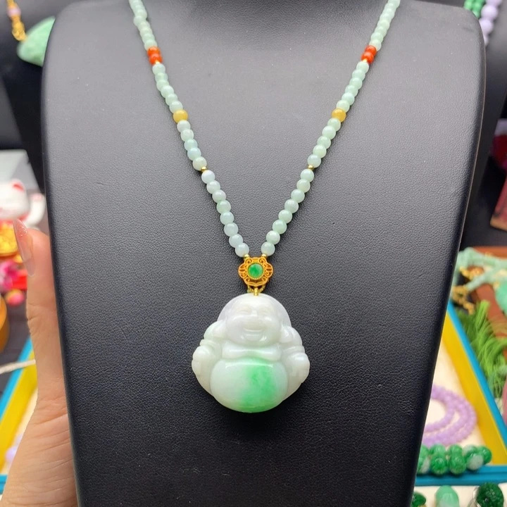翡翠未镶嵌颈饰翡翠佛公