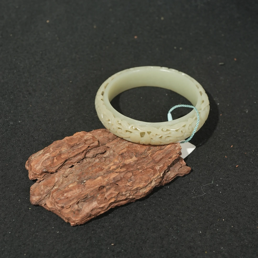 12.27香港王老板-和田玉手镯6z64