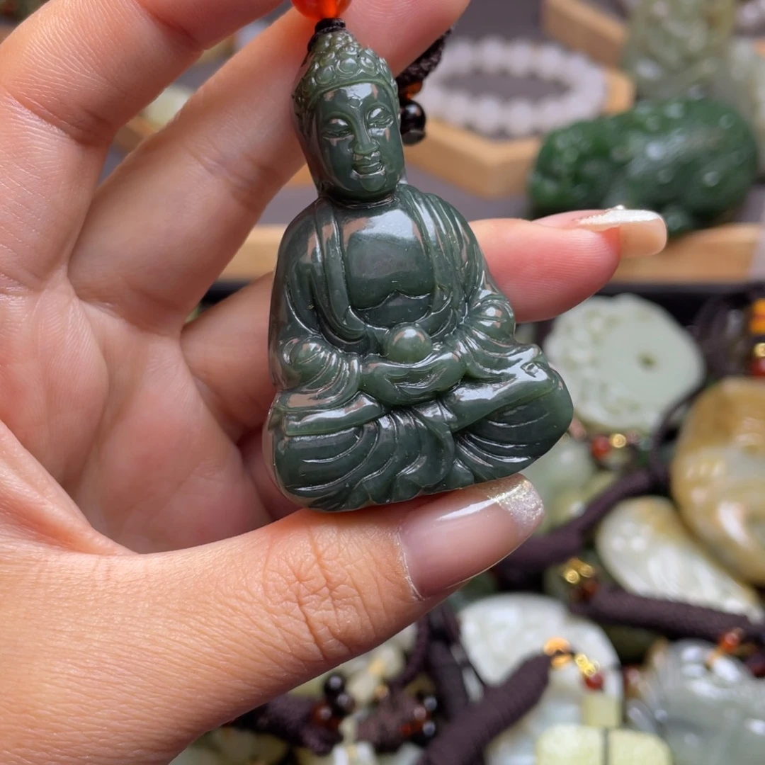 和田玉颈饰未镶嵌