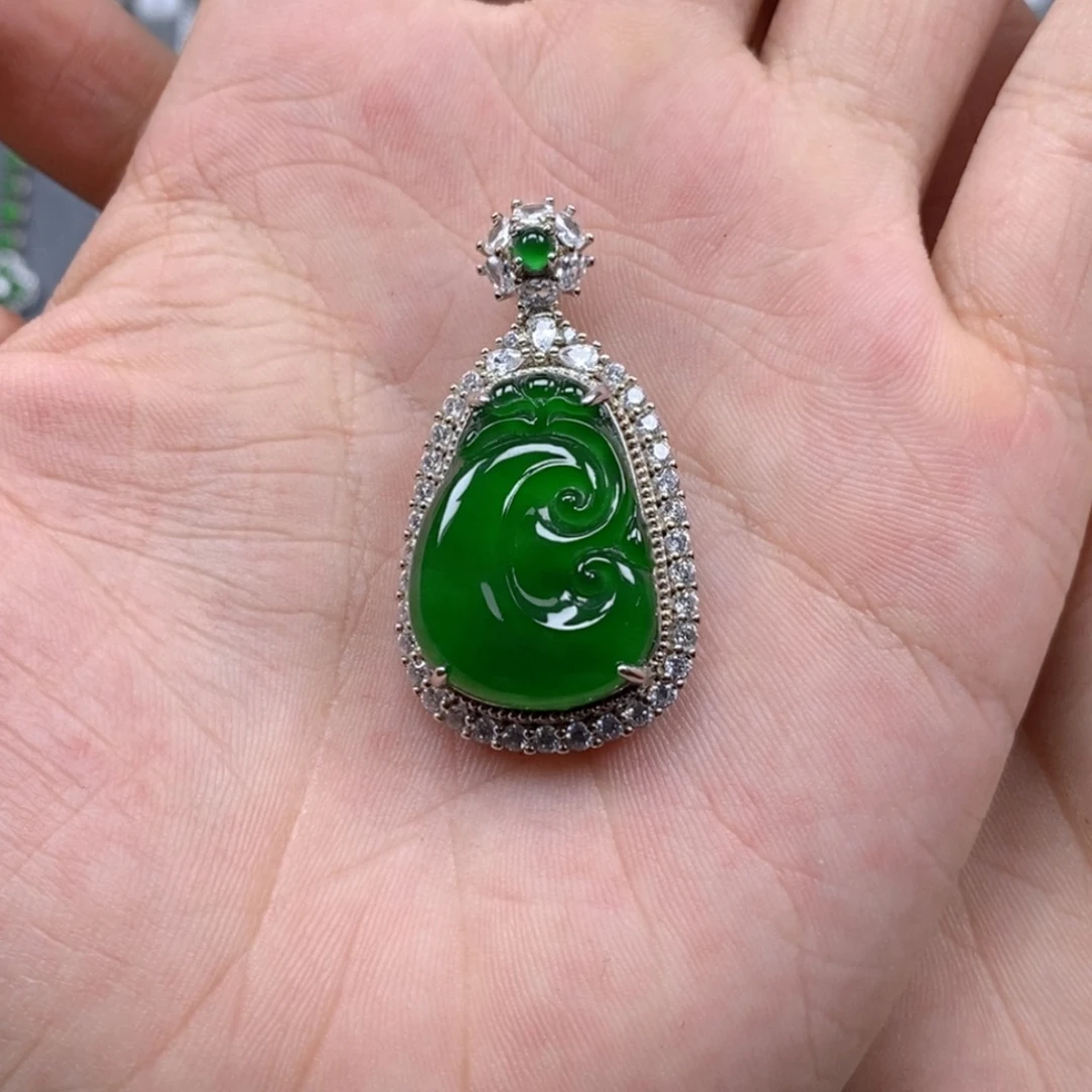 翡翠银S925镶嵌项圈