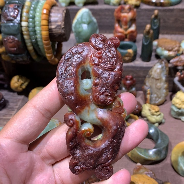 岫岩河磨玉（透闪石质玉）未镶嵌把件