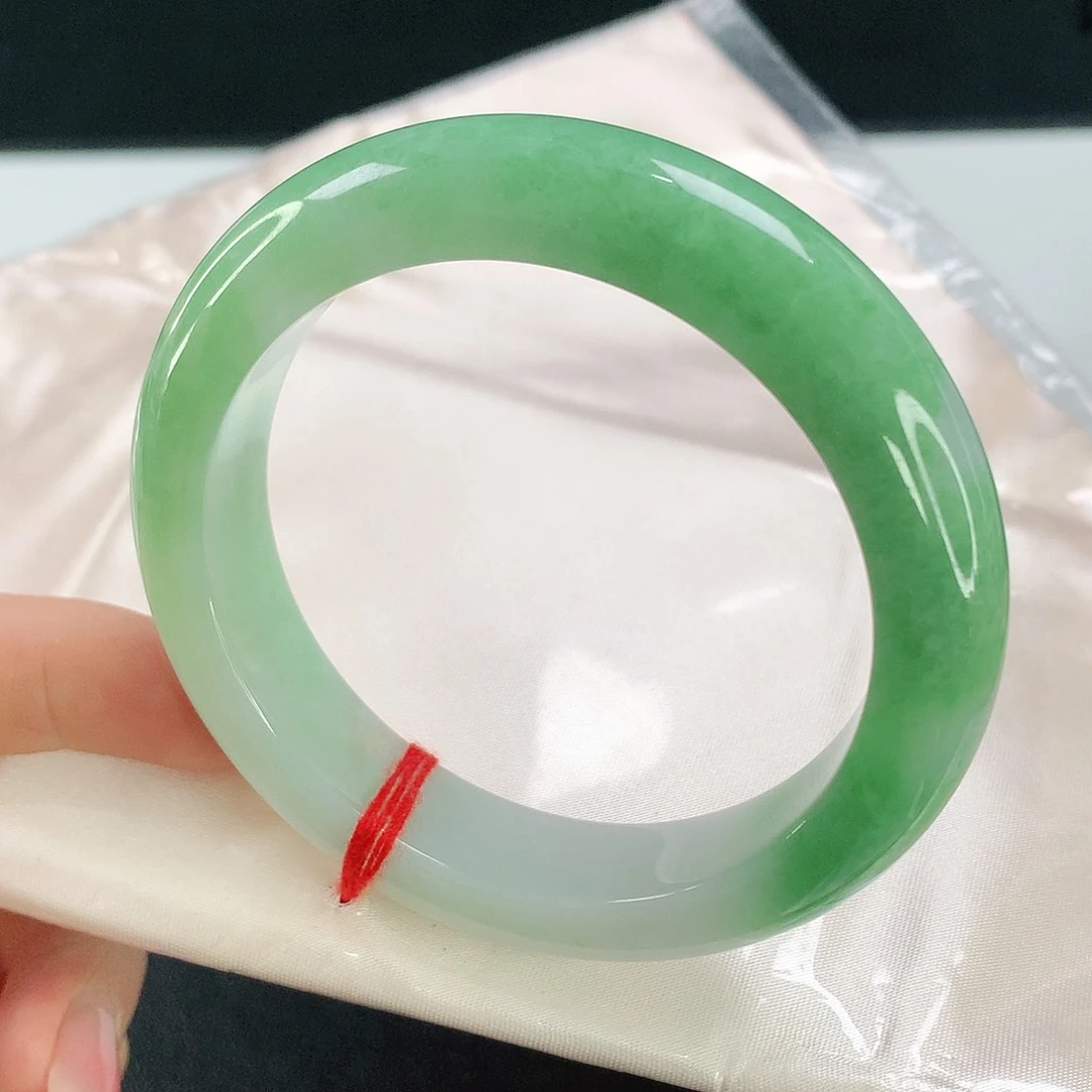 未镶嵌手镯翡翠814