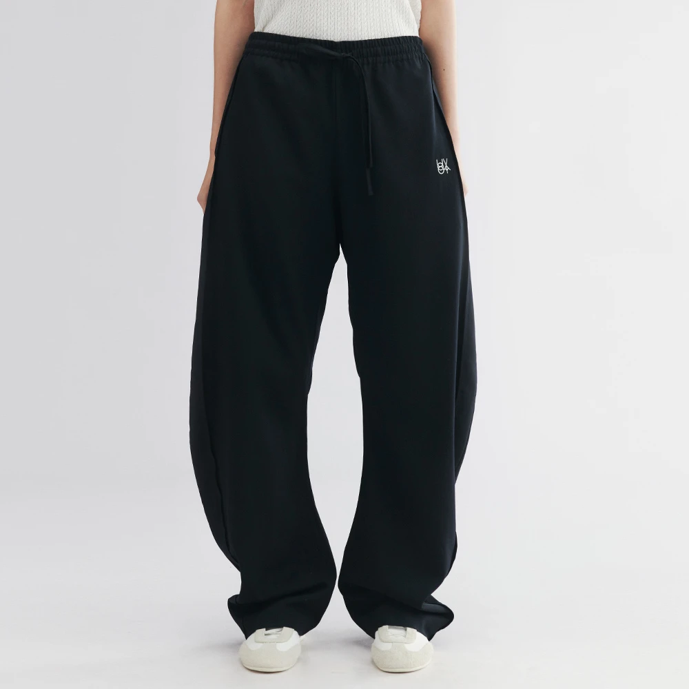 UOOYAA/乌丫2025秋季新款精纺羊毛弯刀裤9131